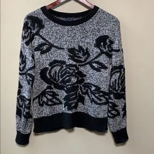 3/$25 Gap black and grey floral sweater